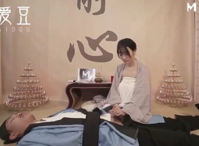 Ni Cô Thánh Khiết Và Bí Quyết Vũ Khí Khổng Lồ Của Hiệp Sĩ Giang Hồ